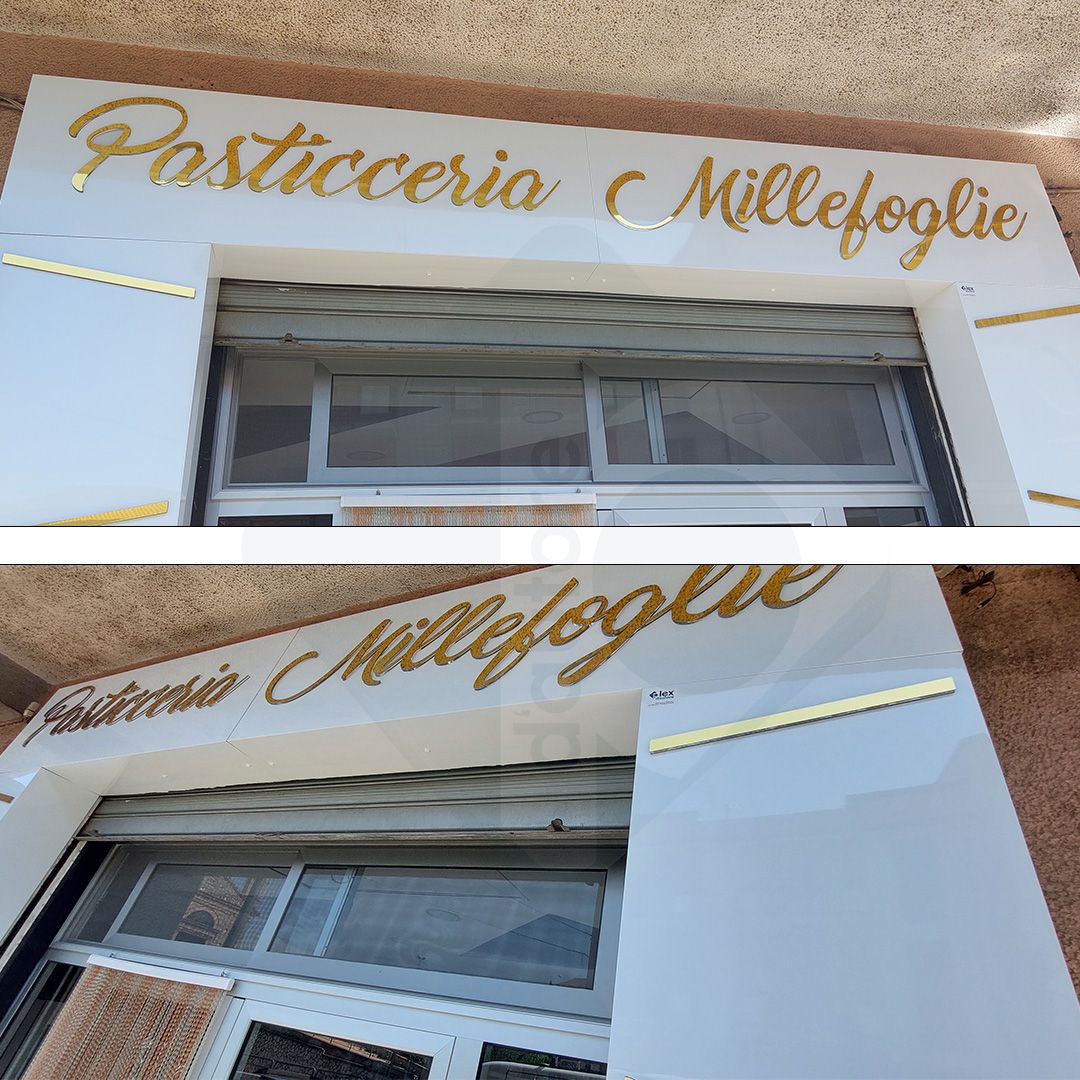 MILLEFOGLIE Portale in dibond retroilluminato a Led bianco lucido con lettere in Plexiglass a doppio rilievo e Plexiglass Oro specchio