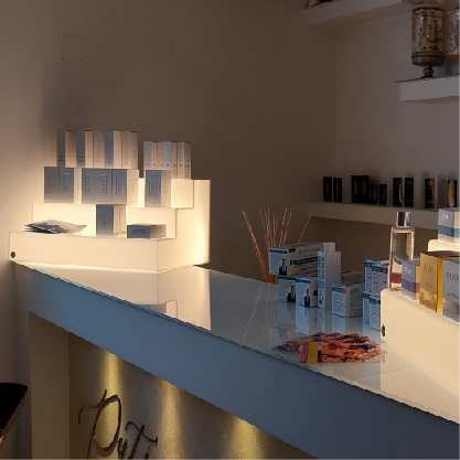 Mensola LED in plexiglass luminosa Plex D autore Mensola LED in plexiglass luminosa Plex D autore